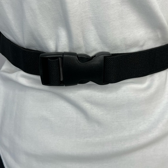 Sportline Run Lite Pack- Ultra Thin, Vacation Workout Walking Jogging Trip Money - Picture 2 of 2